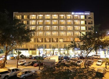 La Costa Hotel