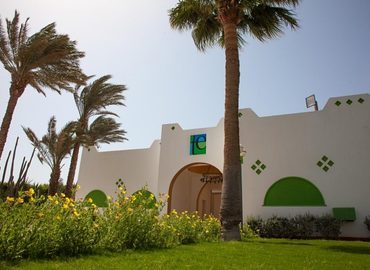 Tirana Dahab Resort