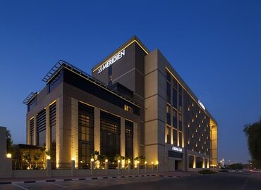 Le Meridien Dubai Hotel &amp; Conference Centre