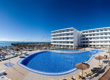 Aguamarina Golf Apartaments