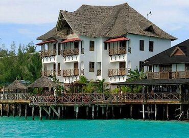 Langi Langi Beach Bungalows