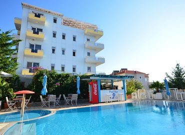 6 Milje Hotel