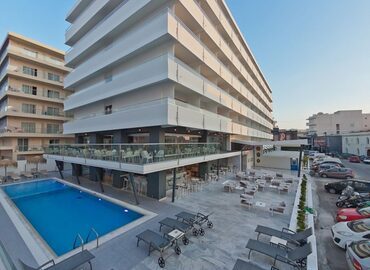 Alexia City Hotel