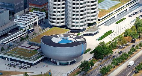 Индивидуальный тур на завод и в музеи BMW