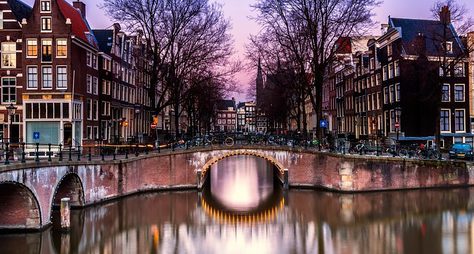 Каналы Амстердама — ощутить дух Северной Венеции