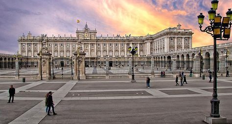 ¡Hola, Мадрид! Первая прогулка по космополитичной столице Испании