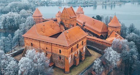 Вильнюс и Тракай — современная и древняя столицы Литвы