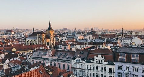 Прага: блеск Градчан и нищета Малой Страны
