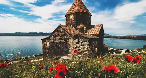 Древние святыни Армении и «наше море» Севан