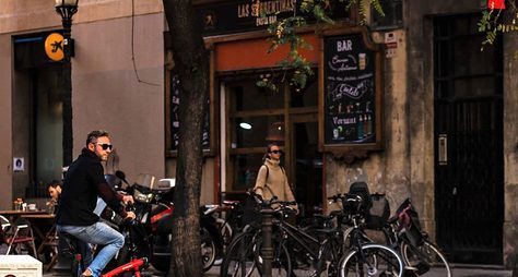 Барселона на велосипеде: от готики до современности