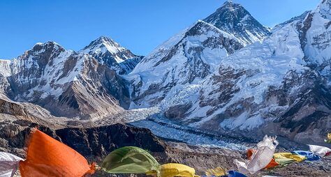 На вершине мира: треккинг-тур в базовый лагерь Эвереста с проживанием в лоджах