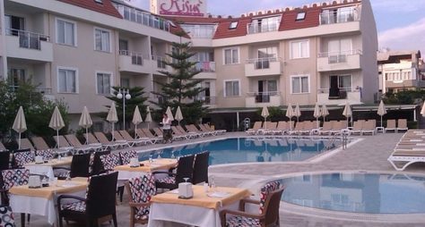 Risus Hotel