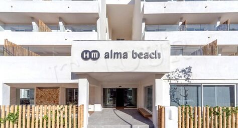 Hm Alma Beach