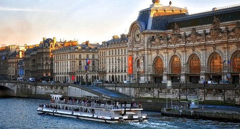 Париж — город на берегу Сены