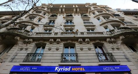 Kyriad Paris 18 — Porte De Clignancourt — Montmartre