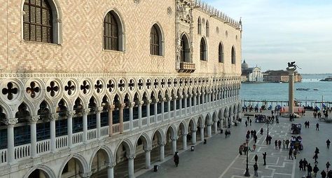 Дворец Дожей в Венеции